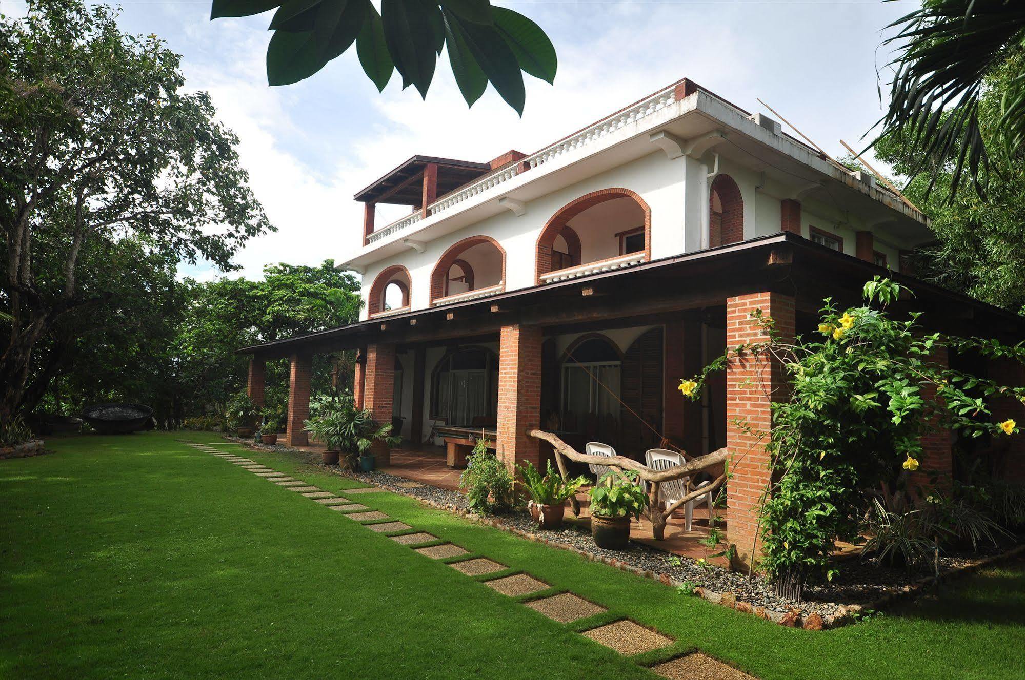 Amihan-home 3*